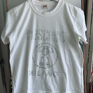 𝅺H and m Moschino crystal top​